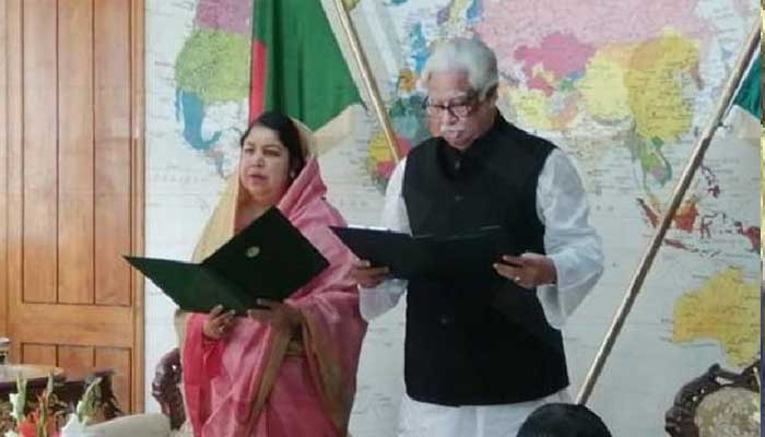 শপথ নিলেন সুলতান মনসুর