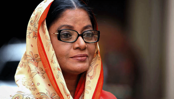 দশ মাস পর দেশে ডলি জহুর