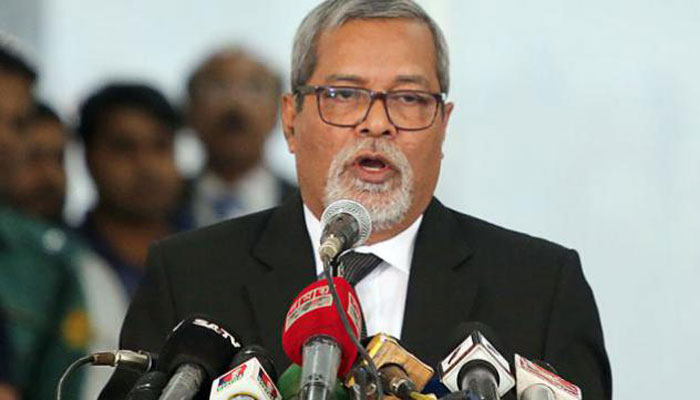 ইভিএমে অনড় ইসি