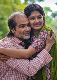 ‘আয় খুকু আয়’ ছবিতে নিজেকে পাল্টে ফেলেছেন প্রসেনজিৎ