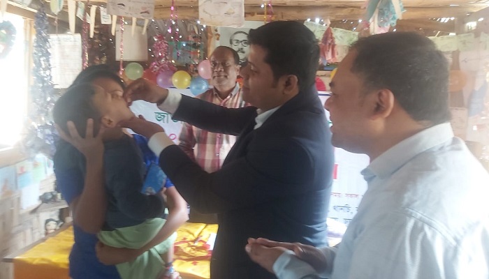 প্রধানমন্ত্রী আছে বলেই জনগণ স্বাস্থ্য সেবা সুবিধা পেয়েছে