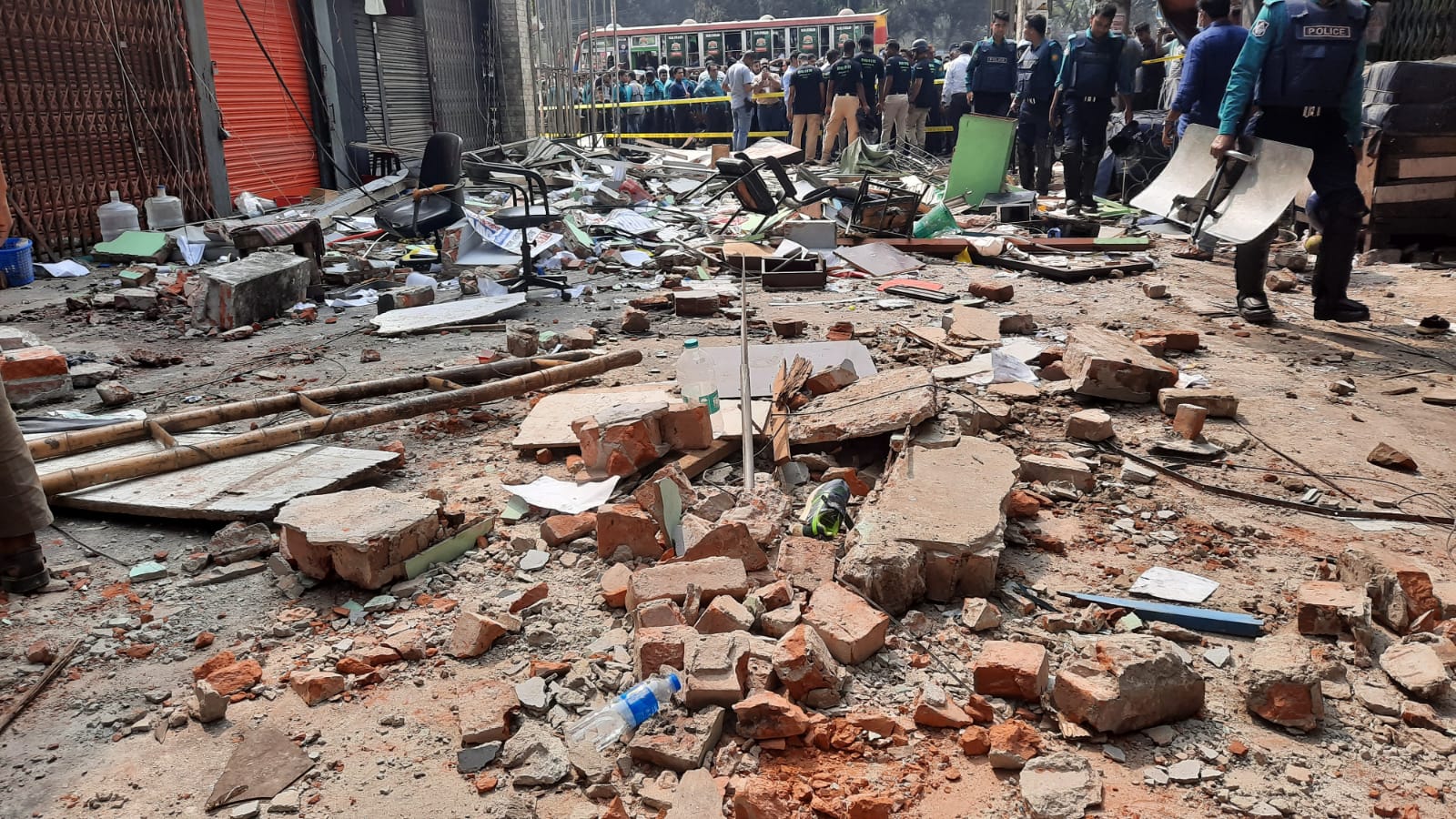 সায়েন্সল্যাবের বিস্ফোরণ নিয়ে যা বলছে পুলিশ