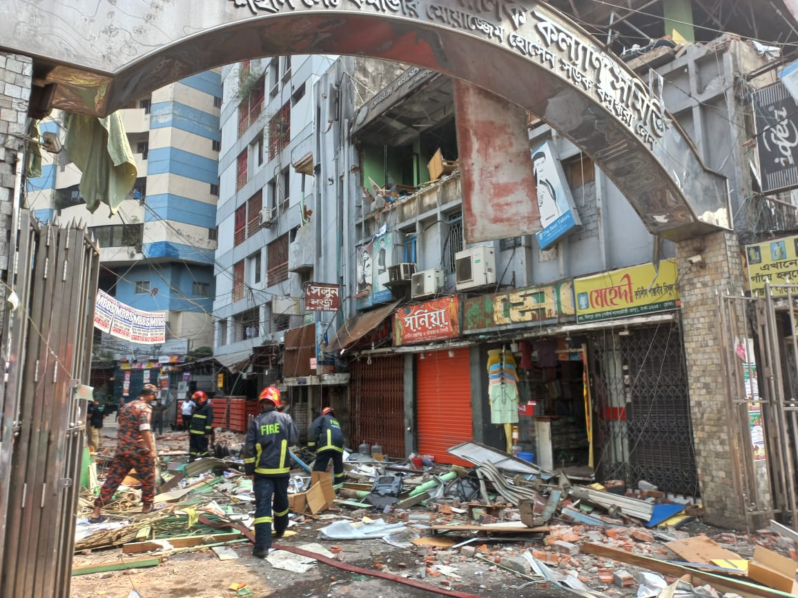 সায়েন্সল্যাবের বিস্ফোরণ নিয়ে যা বলছে পুলিশ