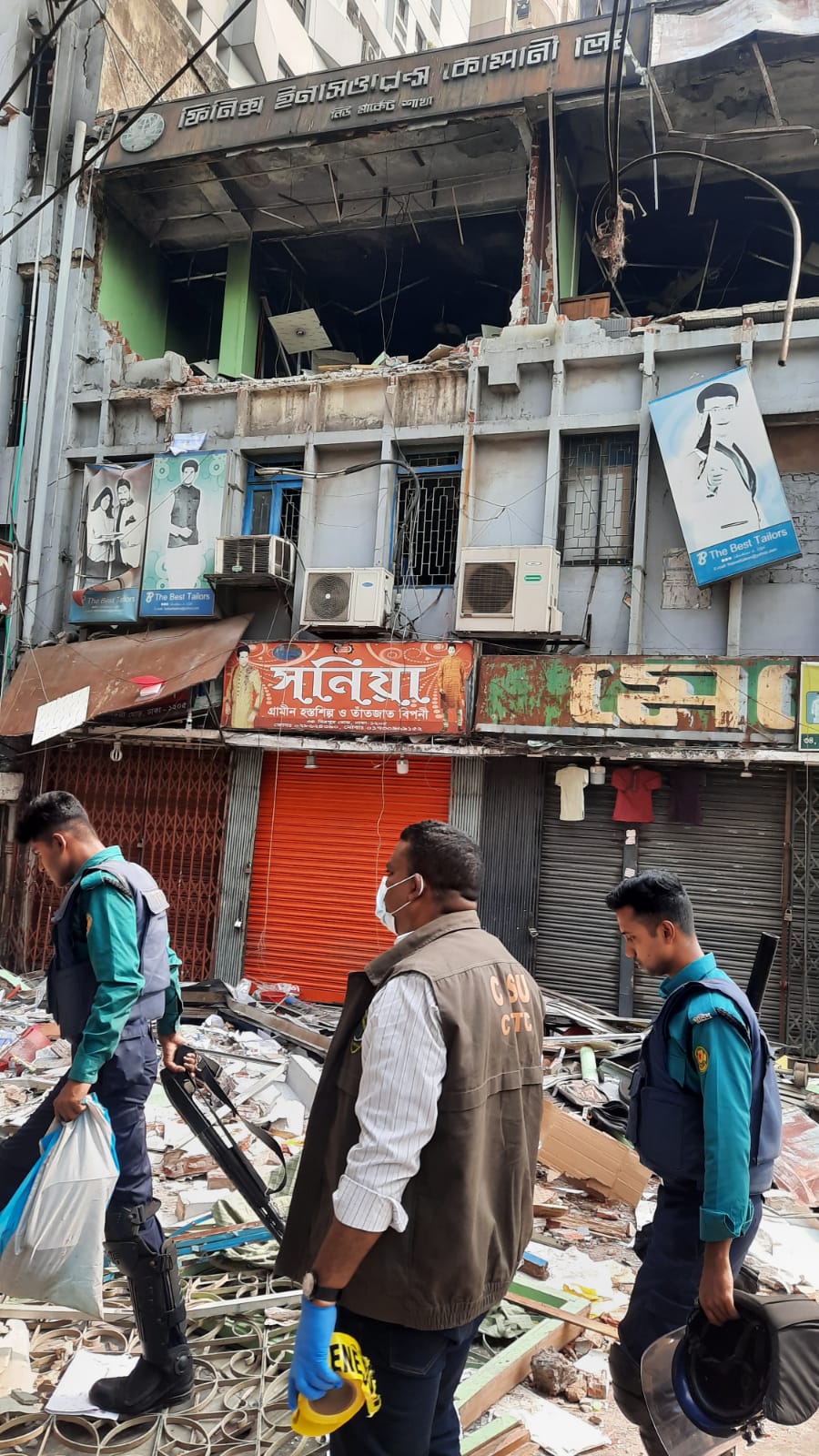 সায়েন্সল্যাবের বিস্ফোরণ নিয়ে যা বলছে পুলিশ