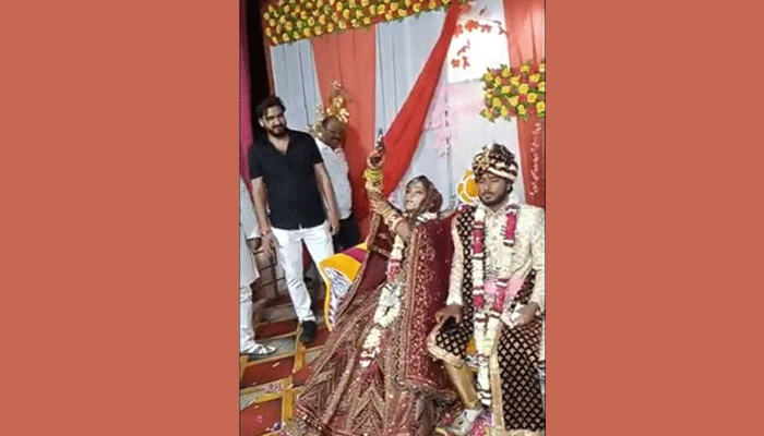 বিয়ের আনন্দে গুলি ছুড়ে ফাঁসলেন নববধূ