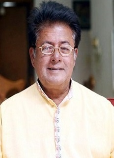 অনেক মঞ্চনাটক মানের দিক থেকে নিচু ও অশ্লীল