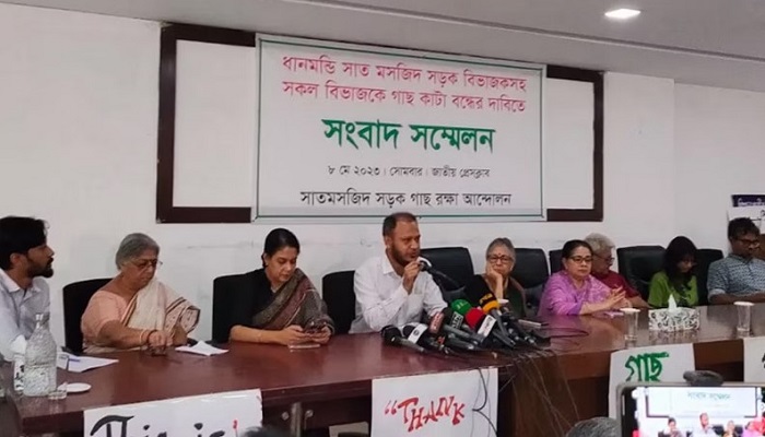 সাত মসজিদ সড়কের গাছকাটা বন্ধের দাবি