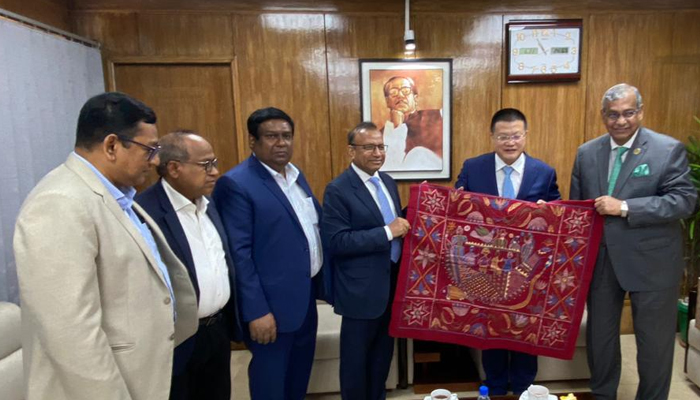 স্থানীয় সরকারমন্ত্রীর সঙ্গে চীনের রাষ্ট্রদূতের সাক্ষাৎ