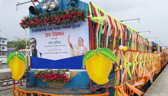 চালু হলো ম্যাঙ্গো স্পেশাল ট্রেন