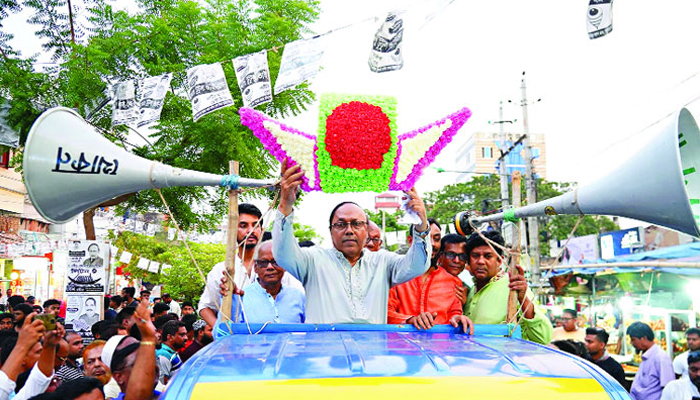 রাজশাহীতে ব্যস্ত গণসংযোগ লিটনের, ‘ক্লান্ত’ জাপার প্রার্থী