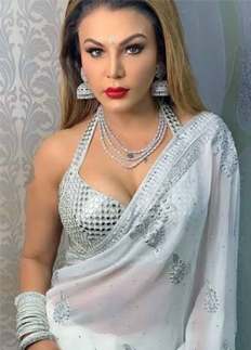 ভালো জামাইয়ের আশায় মাথায় ডিম ফাটালেন রাখি