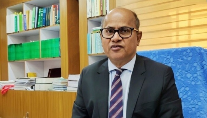 মিছিল-মিটিংয়ে অংশ নিলে আদালতে দাঁড়াতে পারবেন না আইনজীবী