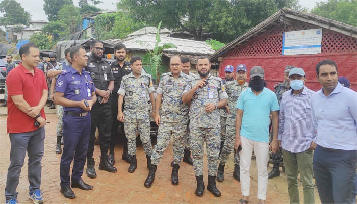 রোহিঙ্গা ক্যাম্পে আইনশৃঙ্খলা বাহিনীর যৌথ অভিযান