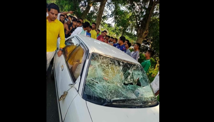 বানেশ্বরে সাংবাদিকের প্রাইভেটকার ভাঙচুর