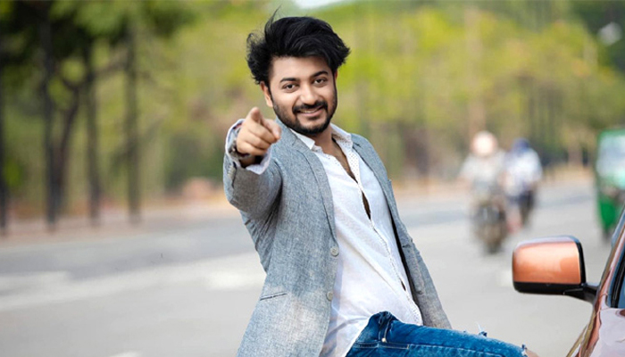 ছোটবেলায় তারকাদের পছন্দের খেলা