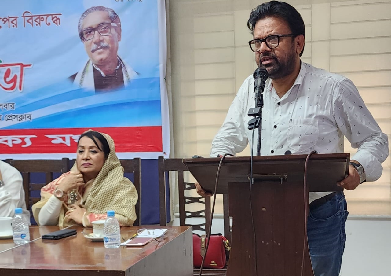 অনির্বাাচিত সরকার আনার ষড়যন্ত্র হচ্ছে