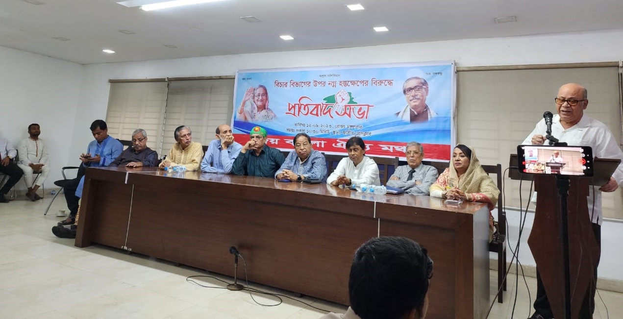 অনির্বাাচিত সরকার আনার ষড়যন্ত্র হচ্ছে