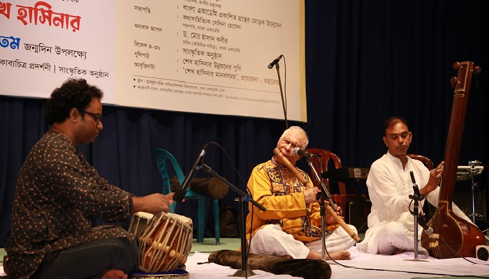 গান কবিতায় শেখ হাসিনার জন্মদিন উদযাপনের দ্বিতীয় দিন