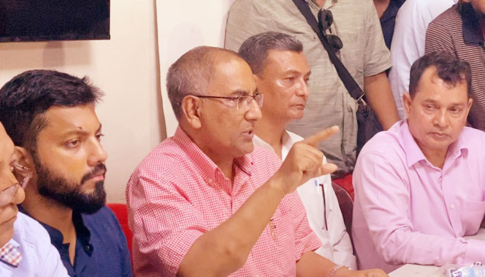 বাইডেনের সেই ভুয়া উপদেষ্টা ইসরায়েলের এজেন্ট