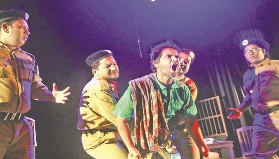 শিল্পকলার মঞ্চে ‘নেতা যে রাতে নিহত হলেন’