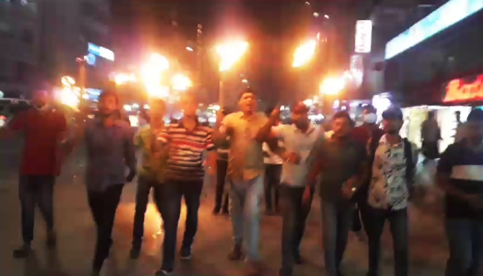 হরতালের সমর্থনে রাজধানীতে মশাল মিছিল বিএনপির