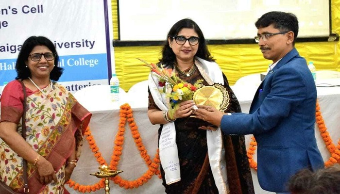 নারী জাগরণ ও সমৃদ্ধতায় বাংলাদেশ অনেক এগিয়েছে