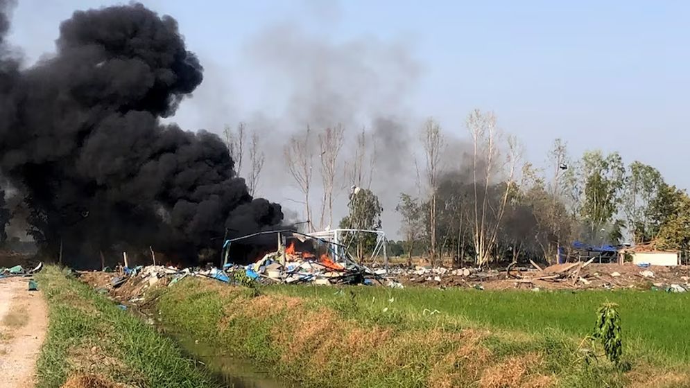 থাইল্যান্ডে কারখানায় বিস্ফোরণ, নিহত ১৭