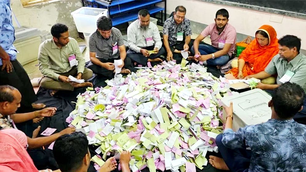শেষ হলো তৃতীয় ধাপের ভোট, চলছে গণনা