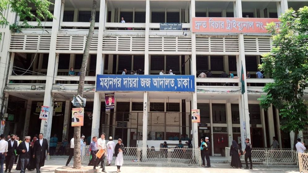 রিভিশনে ঝুলছে কন্টেইনারের মালামাল চুরির মামলা