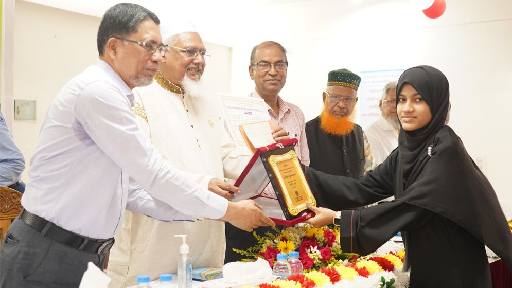 আত্মসমালোচনা ছাড়া প্রকৃত মানুষ হওয়া সম্ভব না: ধর্মমন্ত্রী