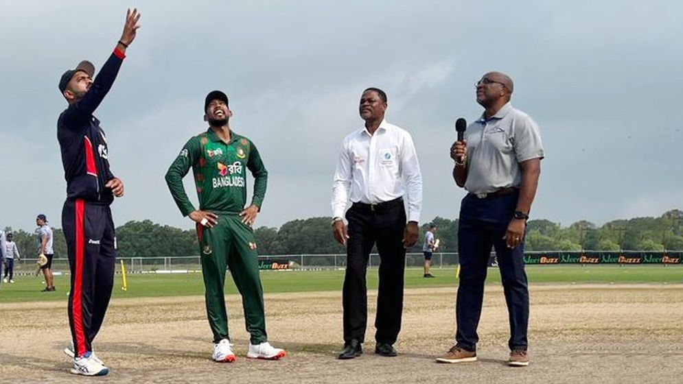 বোলিং-ব্যাটিং ব্যর্থতায় শোচনীয় হার টাইগারদের