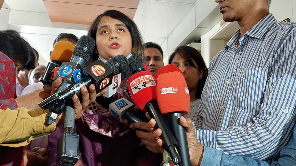 অপরাধীদের বাঁচাতে তদবির হচ্ছে: আনারকন্যা ডরিন