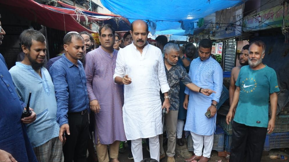 ডিএনসিসির ৪৮ ওয়ার্ডের শতভাগ বর্জ্য অপসারণ সম্পন্ন
