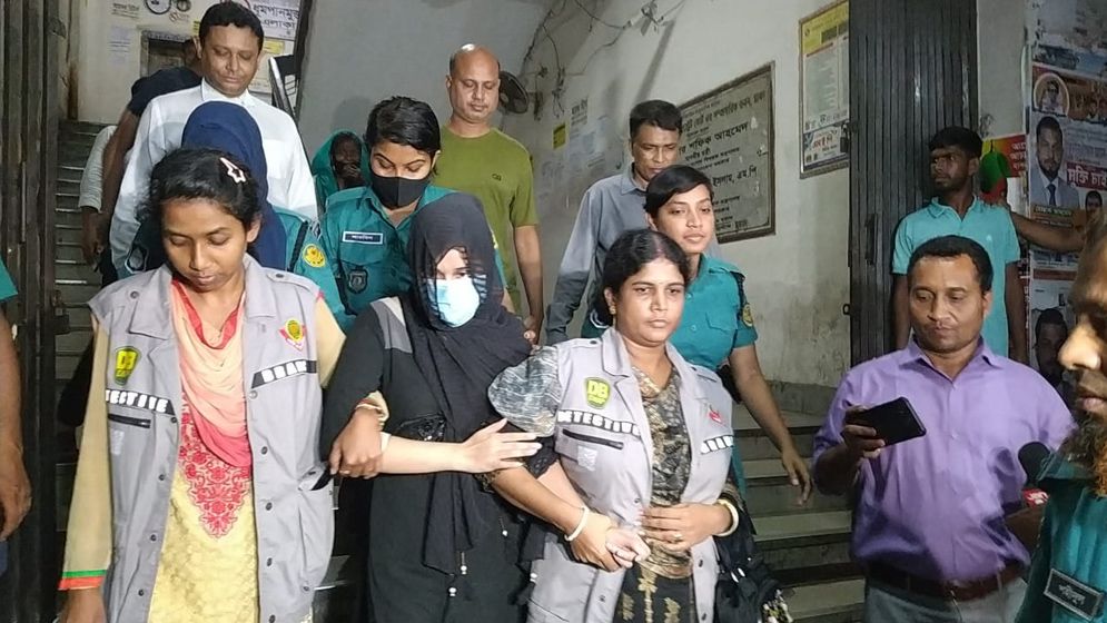 আদালতে দোষ স্বীকার করে সেলেস্তির জবানবন্দী