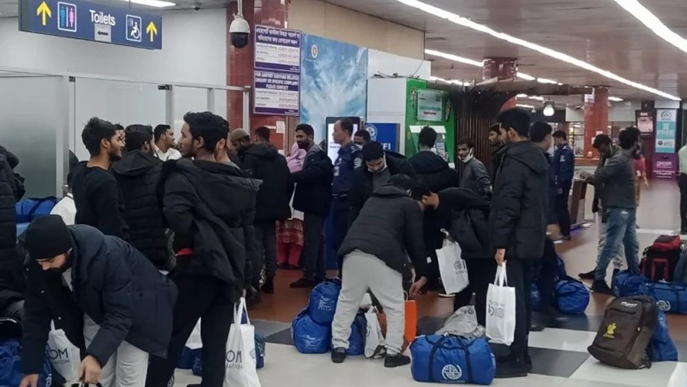 ৬১ হাজার অভিবাসীকে ফেরত পাঠাল মালয়েশিয়া