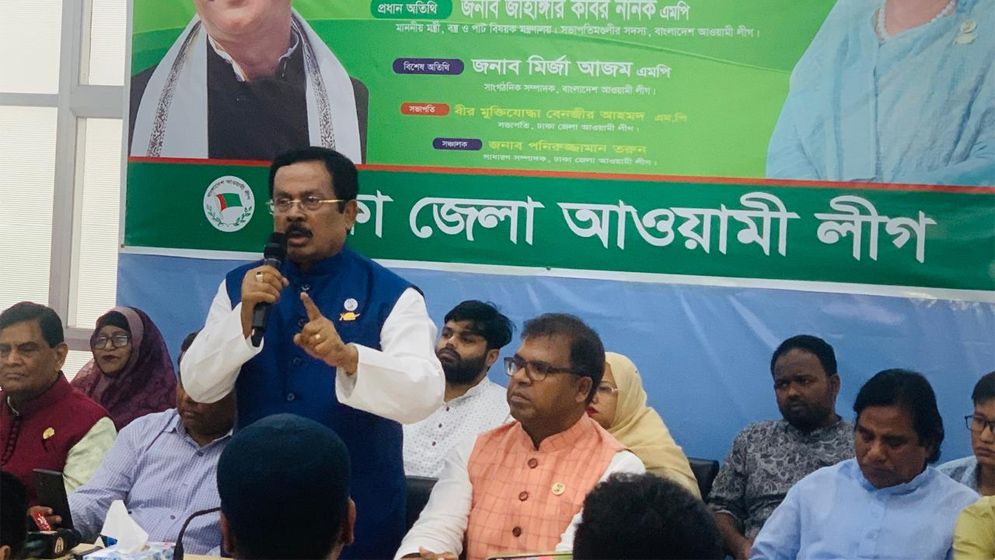 যেই হোক দুর্নীতির বিরুদ্ধে শেখ হাসিনা ব্যবস্থা নেবেন