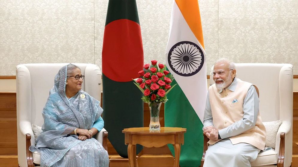 রাজশাহী থেকে ট্রেন ও চট্টগ্রাম থেকে বাস যাবে কলকাতায়
