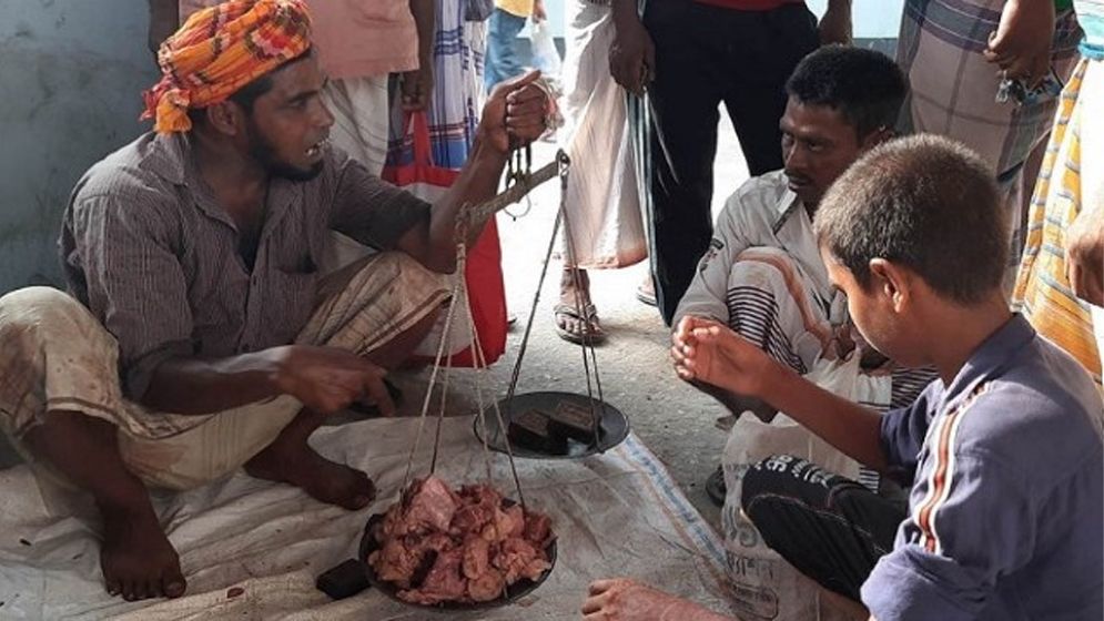 ৬০০ টাকা দরে বিক্রি হচ্ছে কোরবানির মাংস