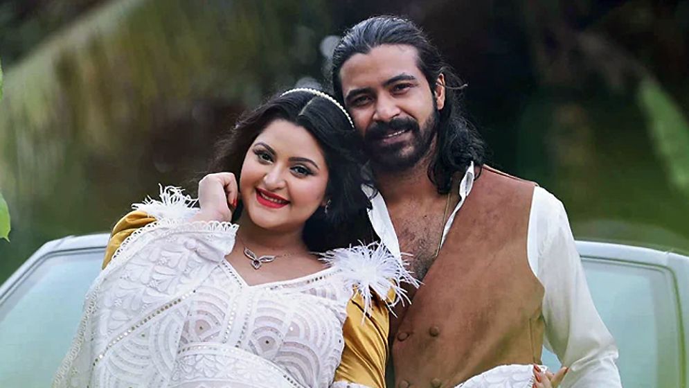 যে কারণে রাজকে ফেরেশতা বললেন পরী!
