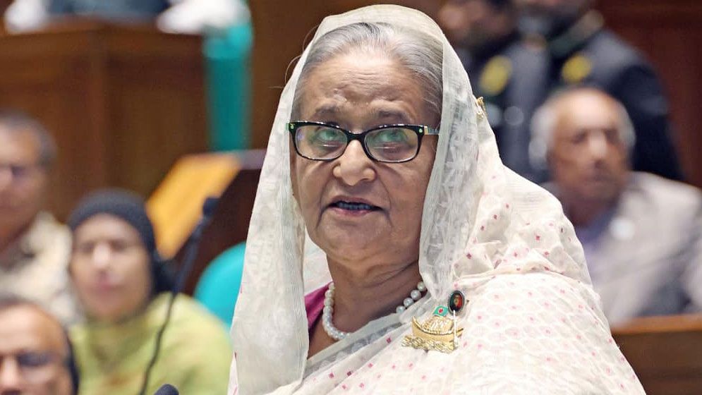 দুর্নীতির বিরুদ্ধে অভিযান অব্যাহত থাকবে, কারো রক্ষা নেই: প্রধানমন্ত্রী