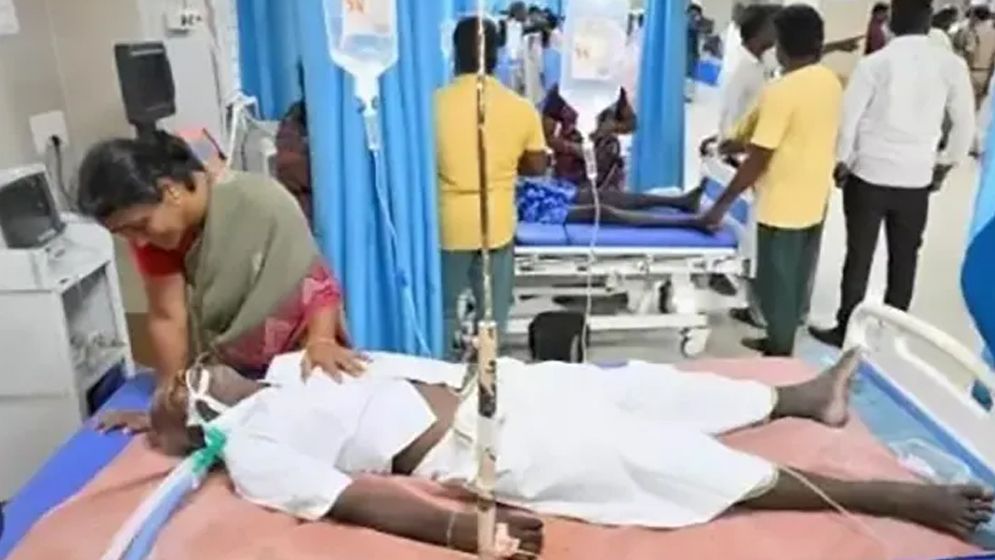 বিষাক্ত মদপানে নিহতের সংখ্যা বেড়ে ৩৭