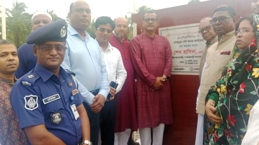 ‘বসন্তপুর নদীবন্দর’ পরিদর্শন নৌপরিবহন প্রতিমন্ত্রীর