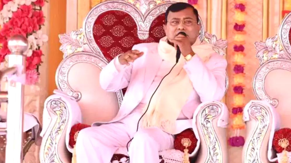 ‘প্রলয়’ আসার ভবিষ্যদ্বাণী করেছিলেন ভোলে বাবা!