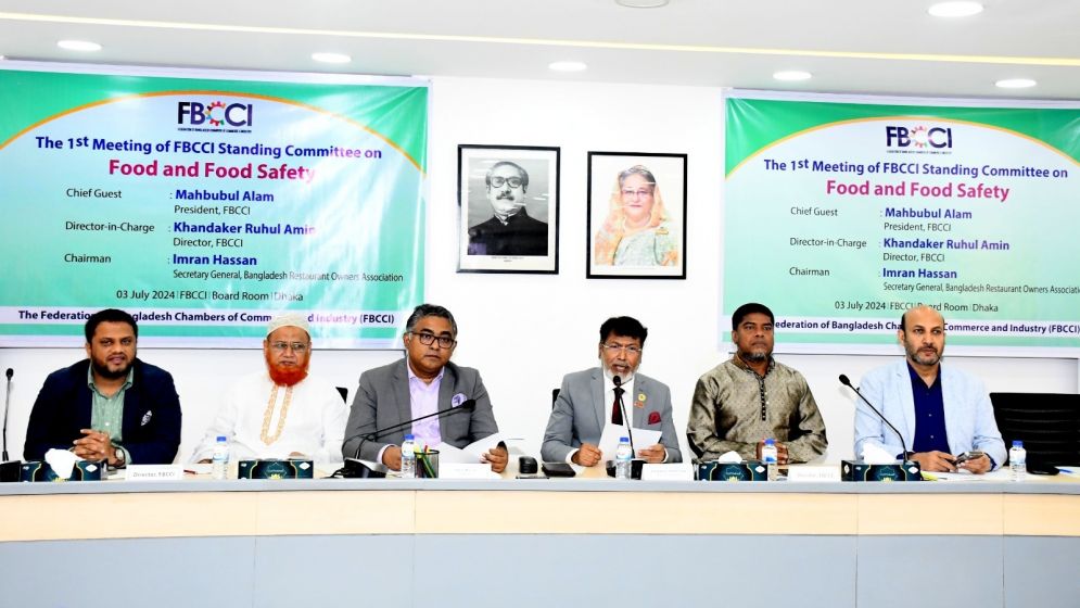 নিরাপদ খাদ্য নিশ্চিত ও কমপ্লায়েন্স বাস্তবায়নে সহায়তা চান রেঁস্তোরা ব্যবসায়ীরা