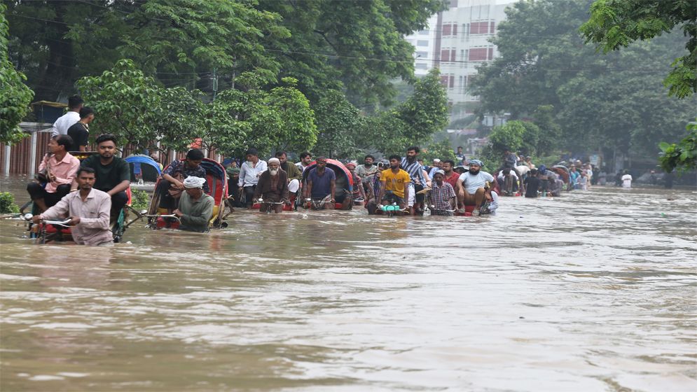 বছরের সর্বোচ্চ বৃষ্টিপাত কক্সবাজারে, ১৩০ মিলিমিটারে ডুবল ঢাকা