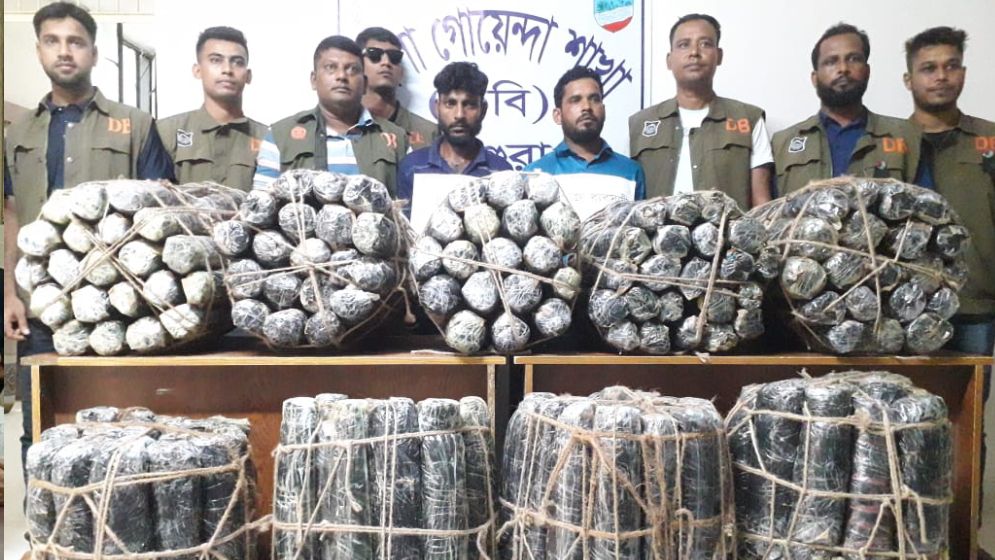 যেভাবে উদ্ধার হয় ১৮০ কেজি গাঁজা