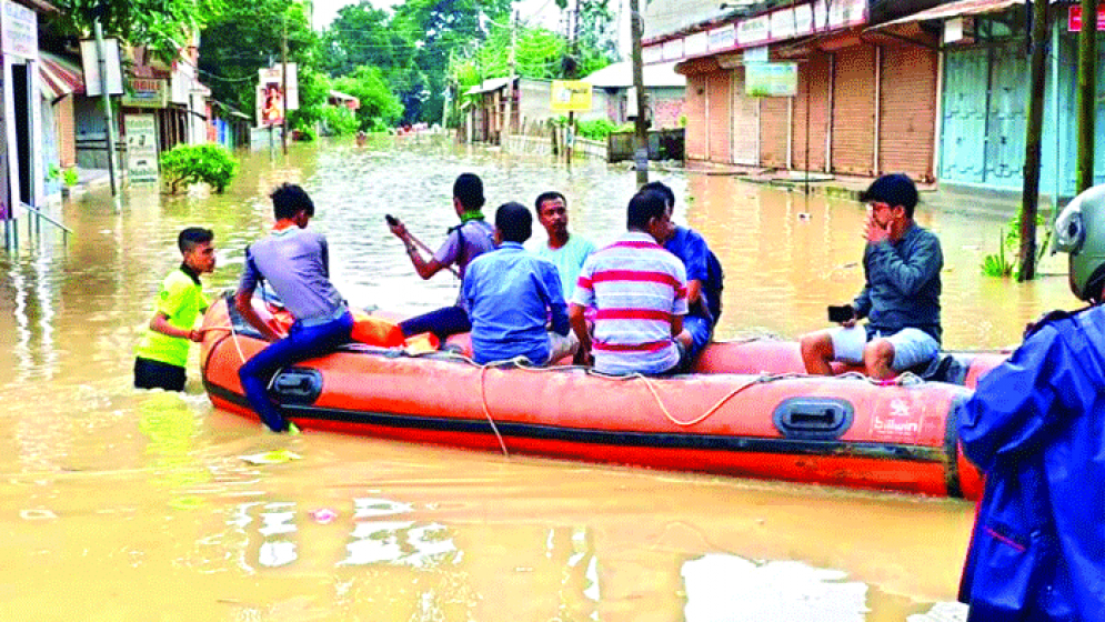 ভারতের ত্রিপুরায় ভয়াবহ বন্যা চার জেলায় ‘রেড এলার্ট’ জারি