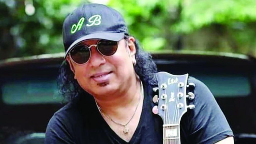 ভক্ত-অনুরাগীর হৃদয়ে আজও তিনি অমর