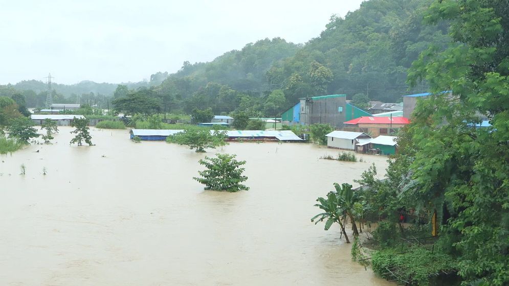 বন্যায় ক্ষতিগ্রস্ত মানুষ এবং মৃতের সংখ্যা জানাল ত্রাণ মন্ত্রণালয়