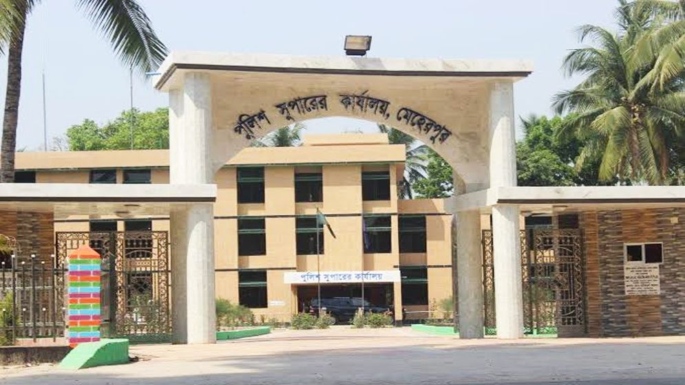 সেনাবাহিনীর সহায়তায় স্বাভাবিক হচ্ছে মেহেরপুর থানার কার্যক্রম